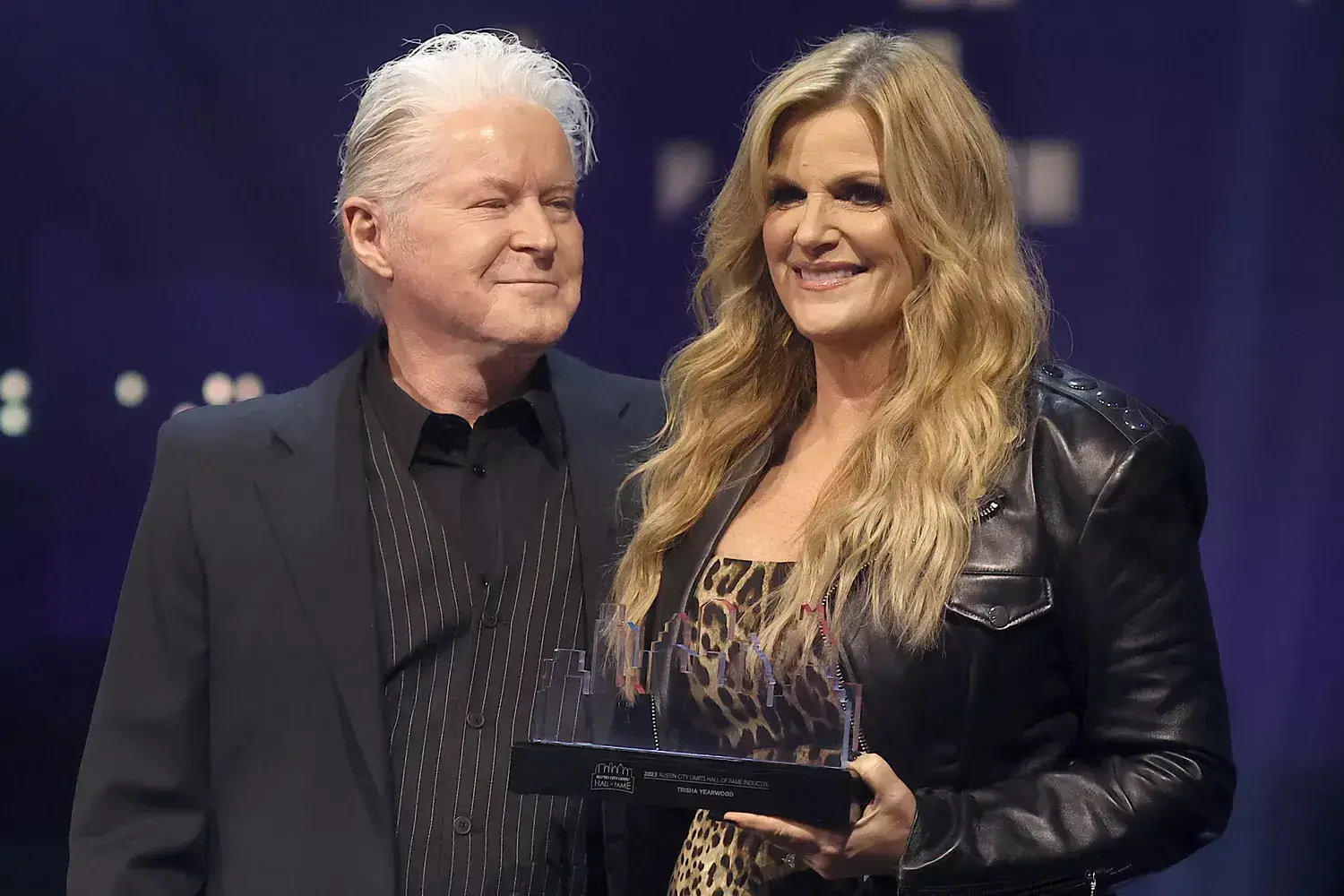 Trisha Yearwood, Don Henley: ‘Walkaway Joe’ Reunion at Hall Induction